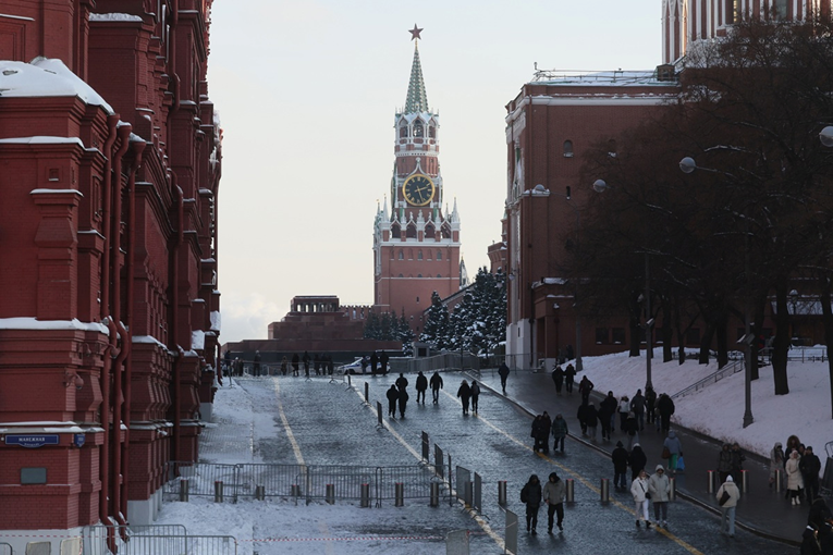 Istraživanje: Rusi svoju zemlju doživljavaju kao žrtvu okruženu neprijateljima