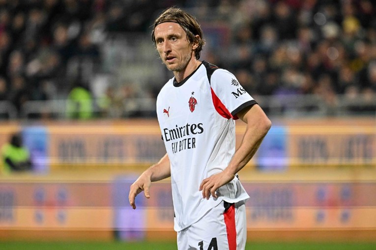 VIDEO Milan pobijedio i zasjeo na vrh Serie A. Modrić bio jedan od najboljih igrača