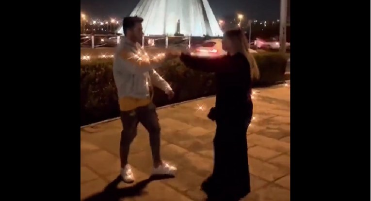 Mladi par u Iranu objavio snimku svog plesa na ulici. Dobili po 10 godina zatvora