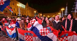 FOTO Navijači na Trgu bana Jelačića bodrili Vatrene do bronce