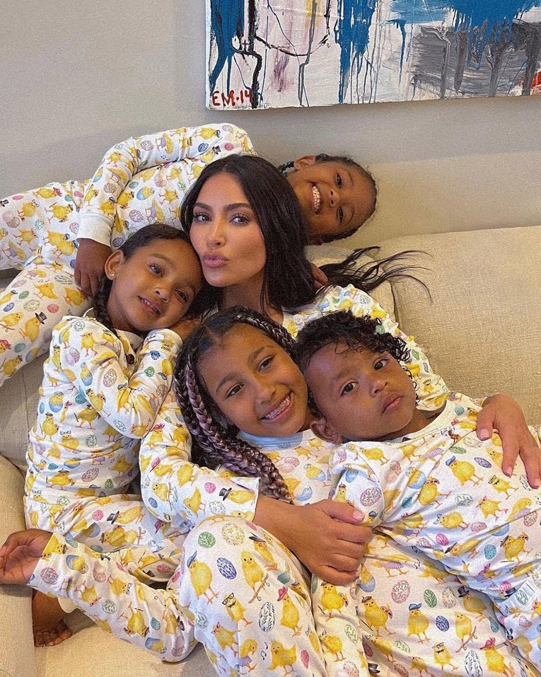 Koliko dadilja ima Kim Kardashian? Odgovor je neočekivan