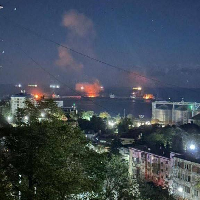 VIDEO Ukrajinci pogodili naftni terminal na Crnom moru