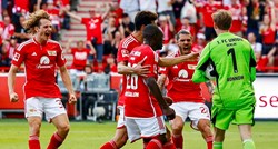 Nevjerojatna utakmica Bundeslige: Hat-trick glavom i 2 promašena penala u poluvremenu