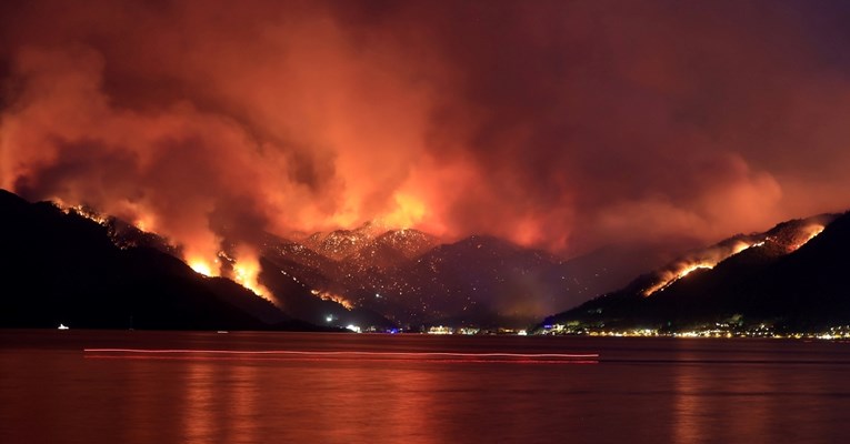 U Kanadi gore 103 šumska požara, tisuće evakuirane: "Situacija je bez presedana"