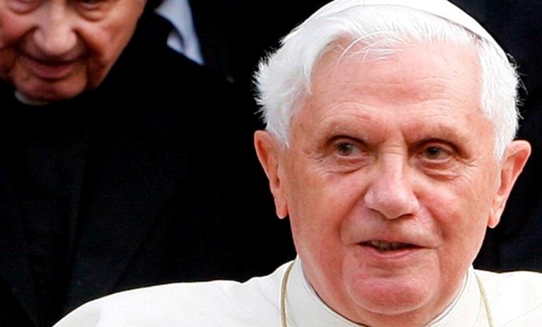 Papa Benedikt znao za seksualno zlostavljanje djece, ništa nije poduzeo