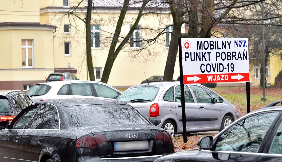 Poljska od 1. ožujka ukida većinu ograničenja vezanih uz koronu