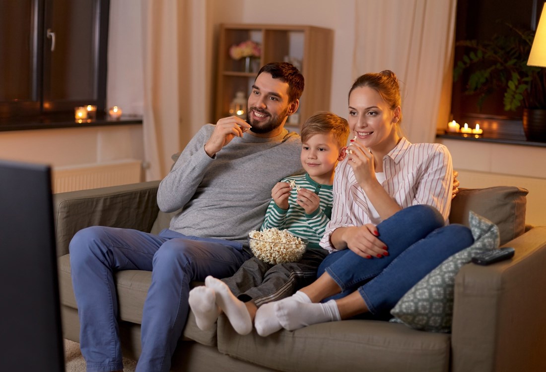 12 roditeljskih navika za manje svađa oko ekrana (i više mira u kući)