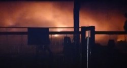 Policija: U požaru na Jakuševcu nema ozlijeđenih, slijedi očevid