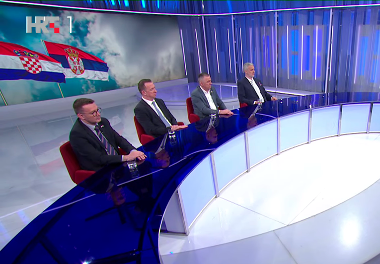 Raspudić: Ako Kinezi odgovore da nisu prodali rakete, onda je Vučić klaun