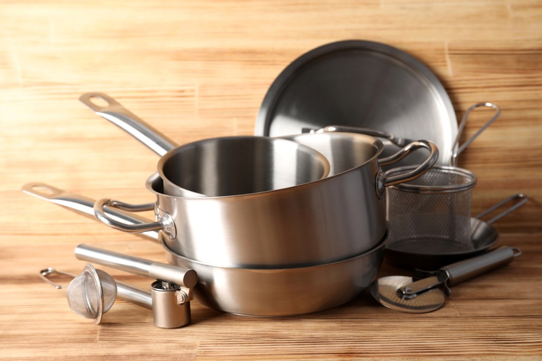 Je li vaše posuđe opasno? Znakovi da ga trebate zamijeniti novim