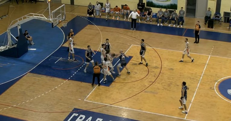 VIDEO Utakmica srpske košarke prekinuta zbog tučnjave: "Ovo je nedopustivo"