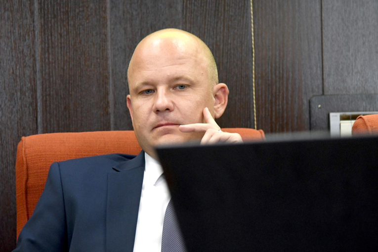 SDP-ovac: Kakva bi vlada prodala udio u tvrtki strateški važnoj za proizvodnju hrane?