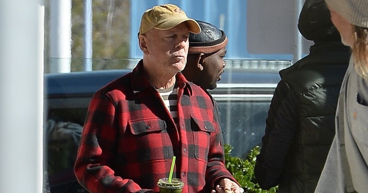 Bruce Willis prije objave da ima demenciju zabrinuo fanove izgledom na fotkama