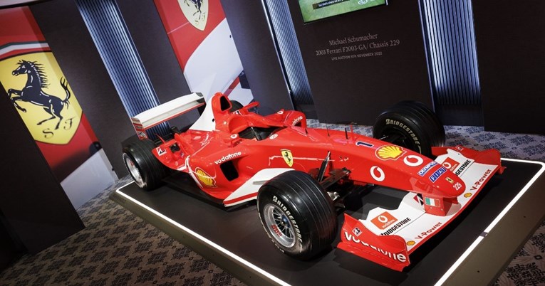 Schumacherov Ferrari mogao bi biti prodan za 9.4 milijuna dolara