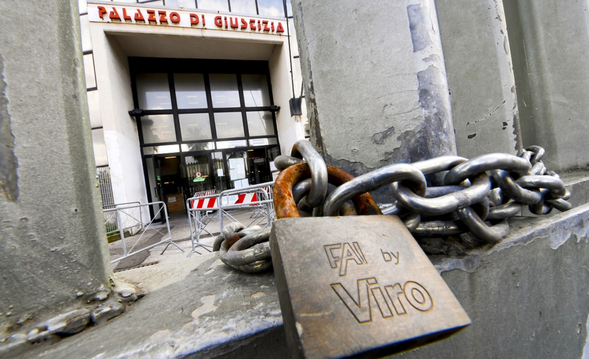 Skoro sve je zatvoreno, nema čak ni sprovoda. Ovo su mjere koje je Italija uvela