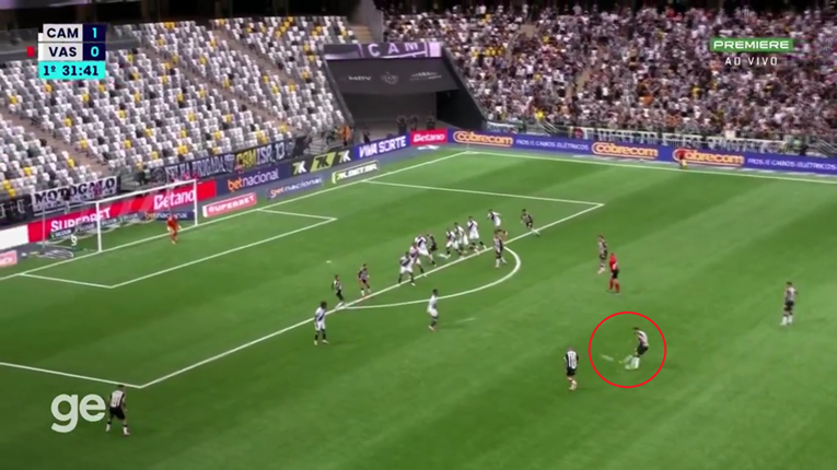 VIDEO Hulk je namjestio loptu na 35 metara. Uslijedio je spektakularan gol