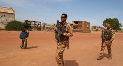 Francuzi ubili 33 terorista u Maliju i oslobodili taoce