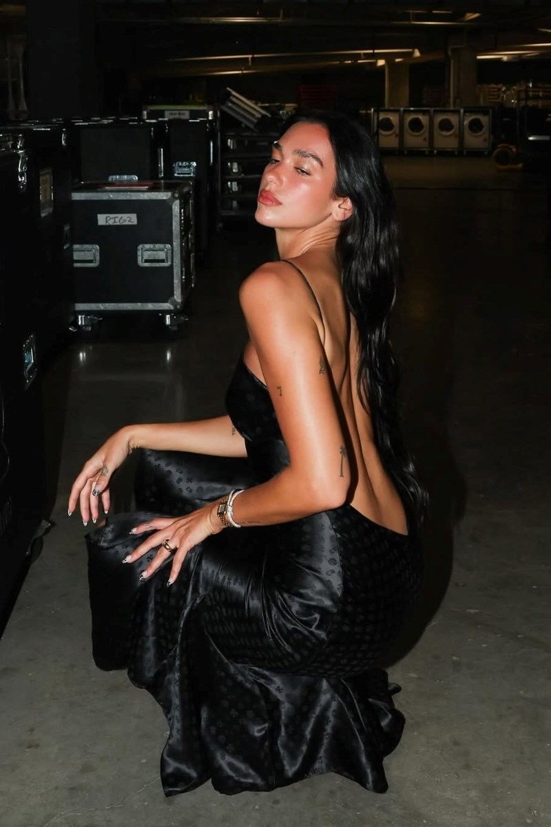 "Ona zna da je hot": Dua Lipa ponovno raspametila fanove