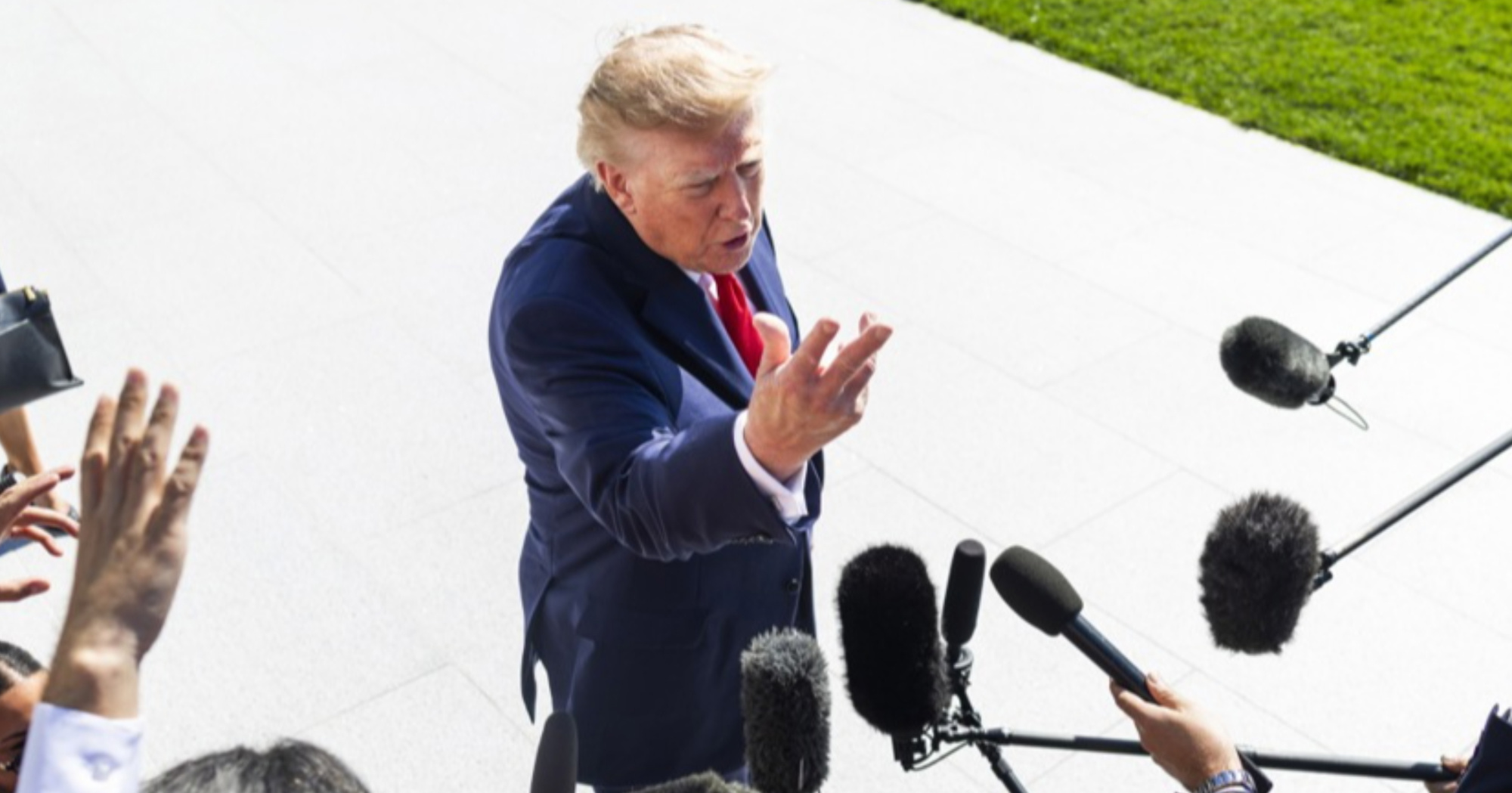 Trump: Nismo prestali dijeliti obavještajne podatke s Ukrajinom