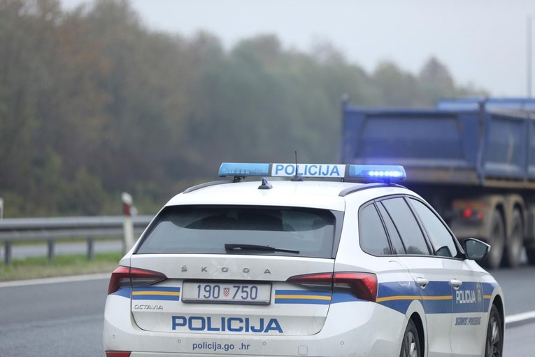 Vozila u suprotnom smjeru autocestom A6