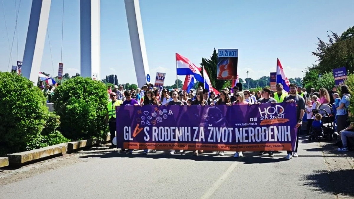 "Hod za život" u Osijeku: "Želimo pravedan zakon koji će štititi život od začeća"