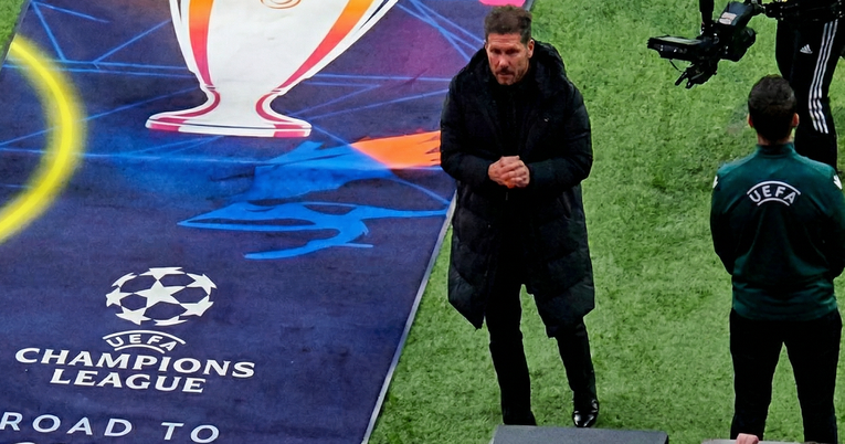 Simeone se vratio iz tunela i čekao Flicka. Pogledajte što je slijedilo