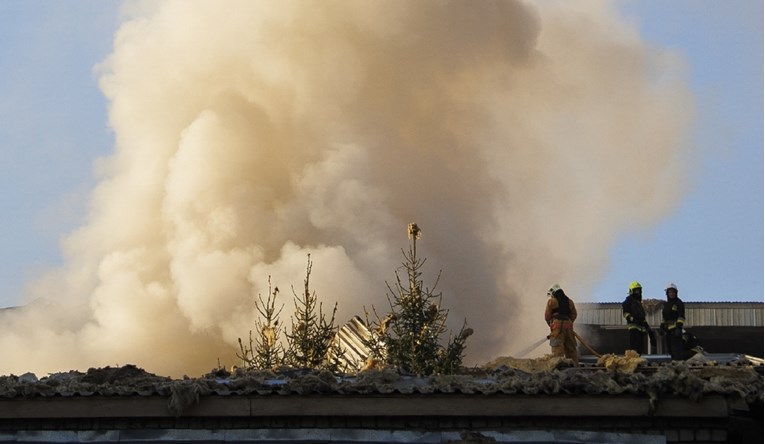 Ukrajinski guverner: Rusi napali zapad zemlje, pogođena infrastruktura