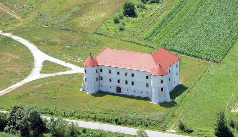 Varaždinska županija će derutni dvorac obnoviti i prenamijeniti u muzej