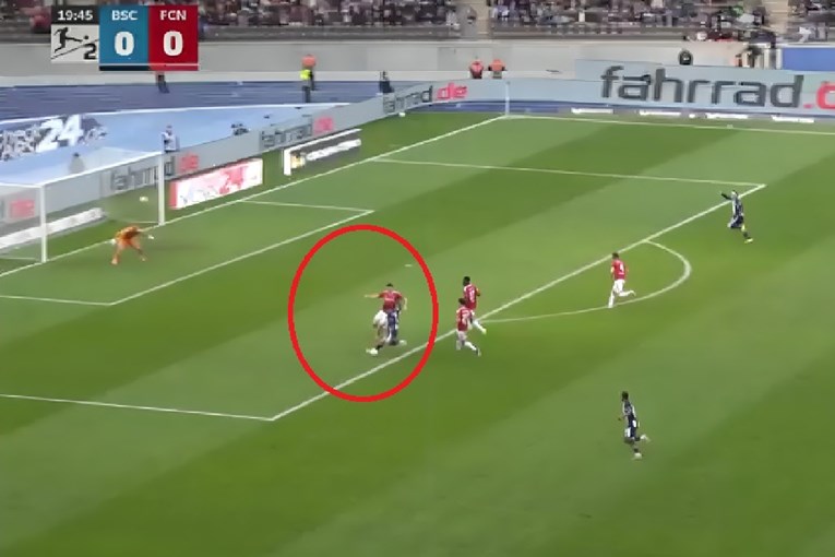 VIDEO Brekalo zabio dva gola i donio svojem klubu pobjedu u završnici utakmice