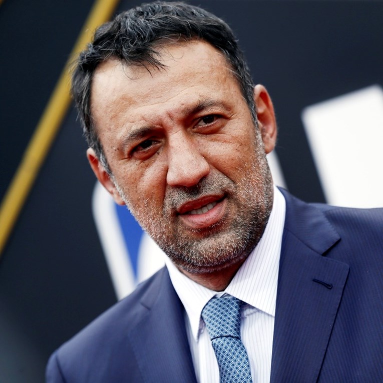 Vlade Divac podržao veliki prosvjed u Beogradu