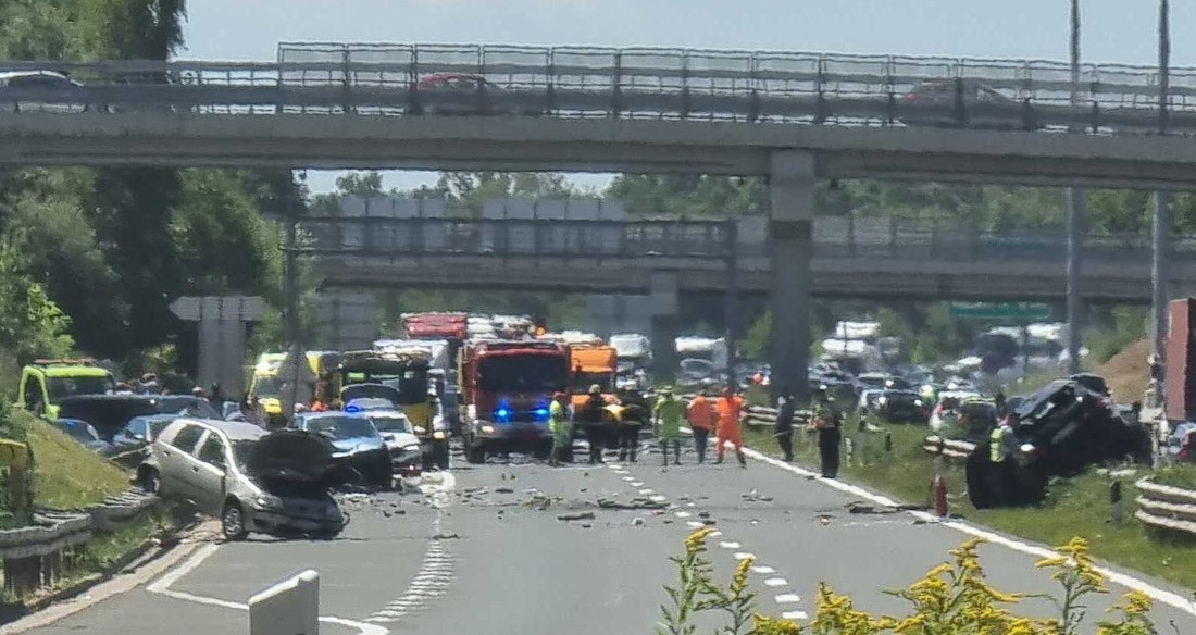 HAC o teškoj nesreći: Molimo ne krećite prema Zagrebu dok se ne raščisti autocesta