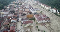 FOTO Ogromne poplave u Turskoj, poginulo 70 osoba, uništene zgrade, mostovi...