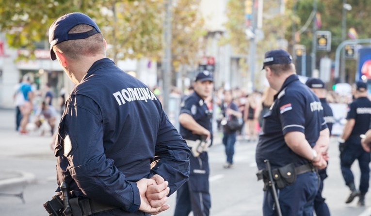 U Beogradu uhićena dva policajca, osumnjičeni za odavanje informacija Belivuku