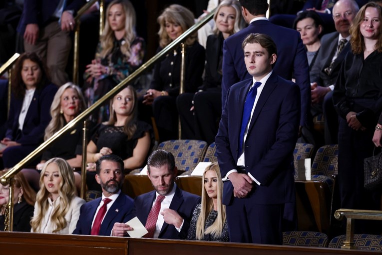 Barron Trump proslavio 20. rođendan, braću i sestre nije pozvao 😢