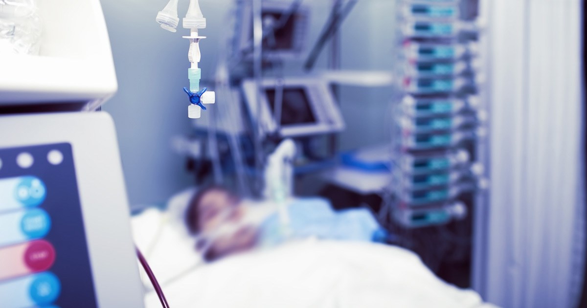 Izbodeni splitski policajac se i dalje bori za život: "Stanje je izuzetno teško"