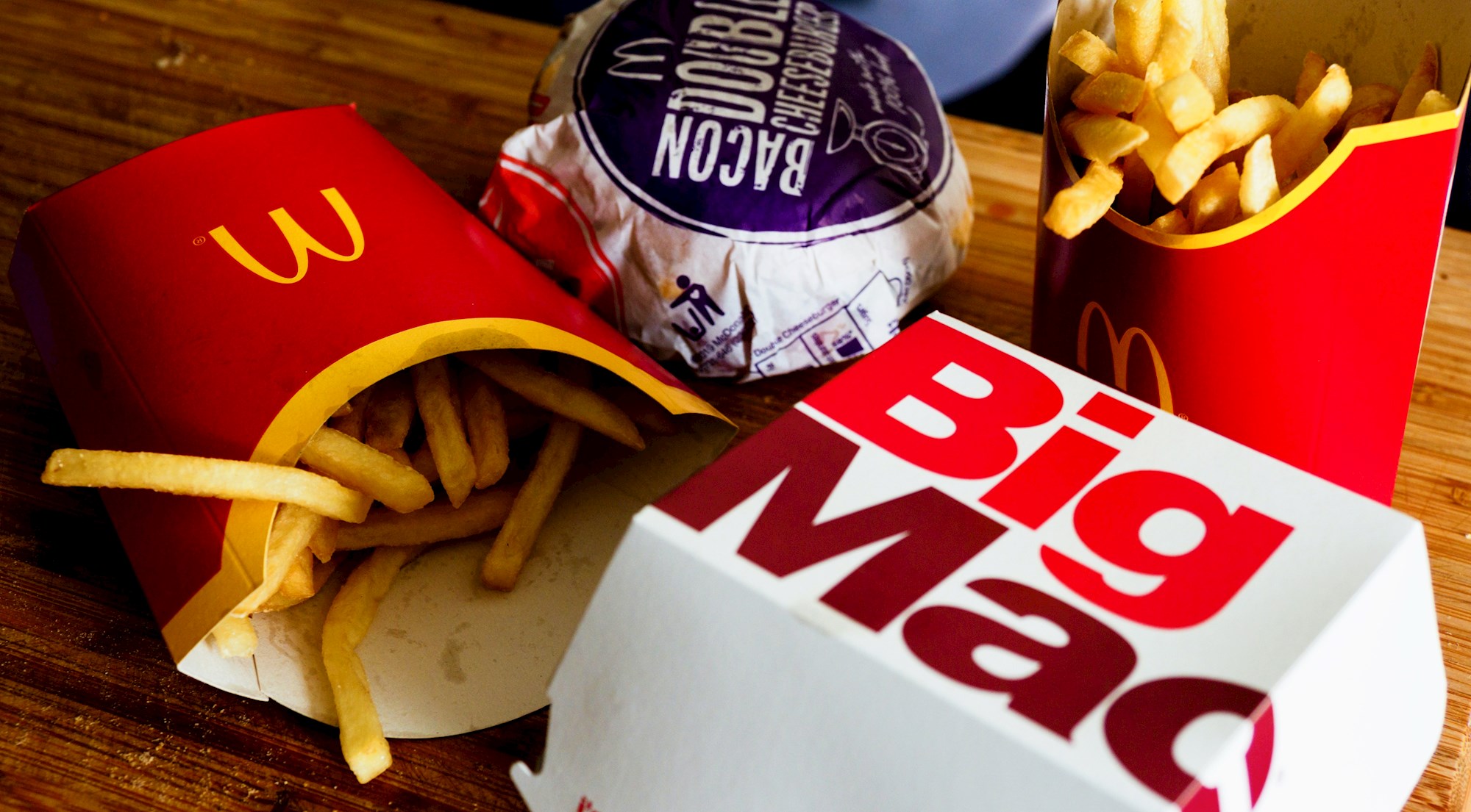 Bivši zaposlenik McDonald'sa otkrio zašto ne drže pržene kolutiće luka