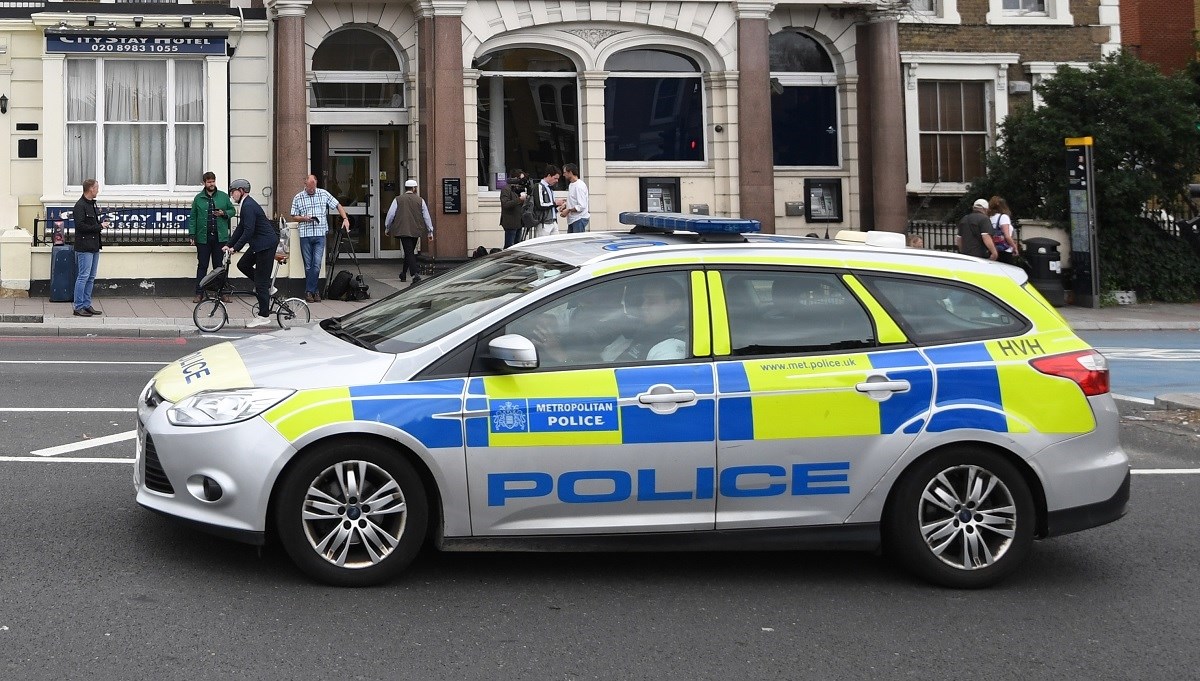 90-godišnjak iz Engleske izbo nožem bolesnu suprugu: "Živcirala me, pukao sam"