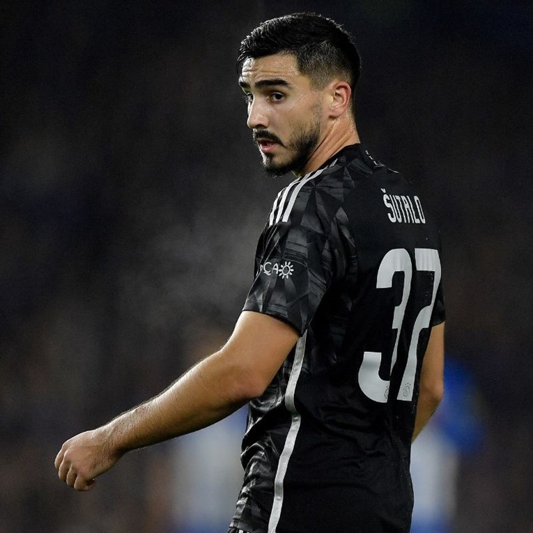 Šutalo na meti velikana? Ajax odredio cijenu