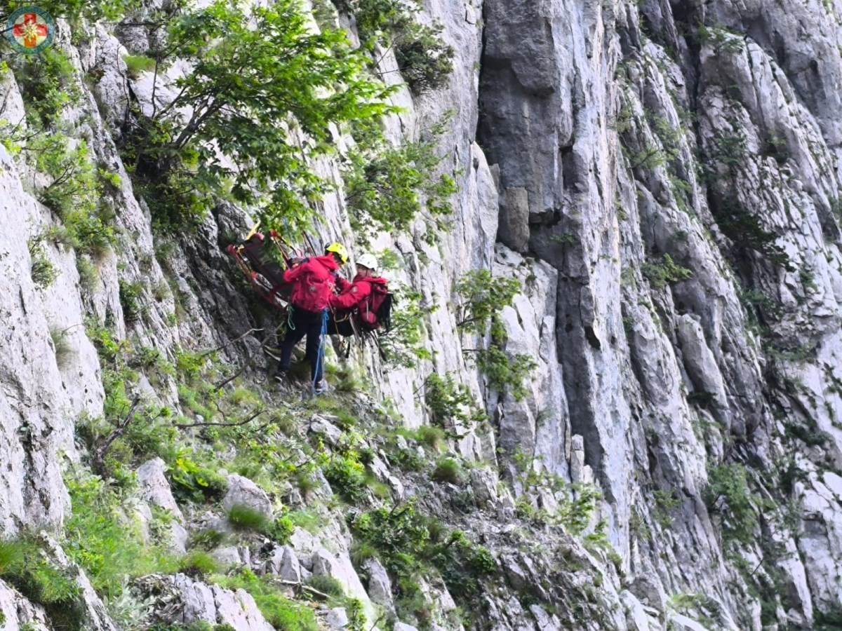 HGSS spasio ozlijeđenog penjača na Paklenici