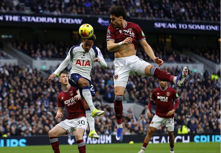 Tottenham ili West Ham. Tko ispada u nedjelju?