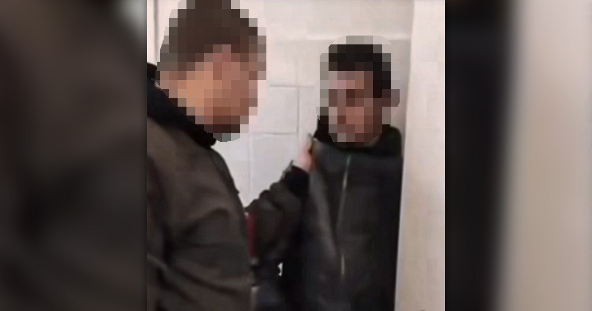 Maloljetnici šamarali mladića i tjerali ga da viče "Dinamo, Dinamo". Sve je snimljeno