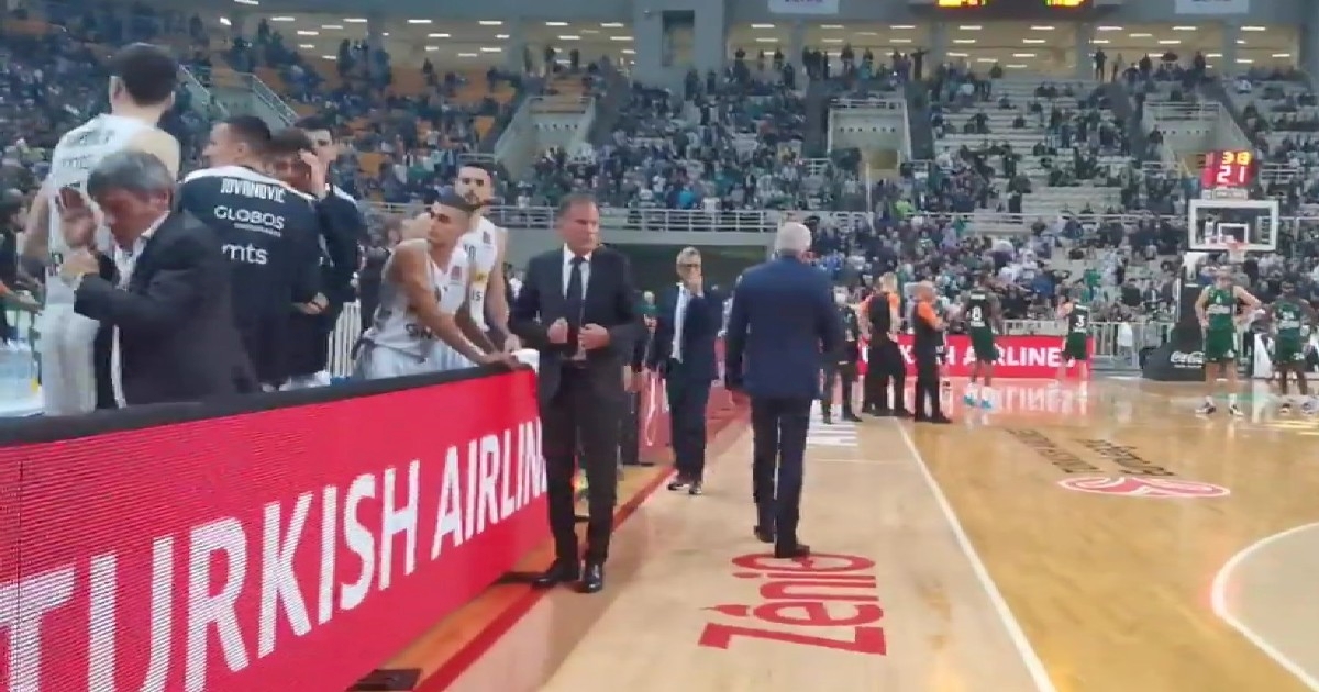 VIDEO Kaos u Ateni. Navijači Panathinaikosa bocom pogodili liječnika Partizana