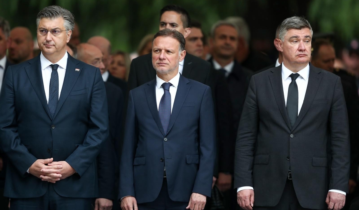 FOTO Pogledajte susret Milanovića i Plenkovića, Njonjo je opet tampon-zona