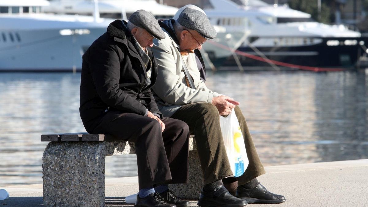 Piletić: Godišnji dodatak za umirovljenike iznosit će šest eura po godini staža