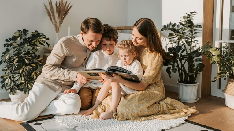 Psihologinja tvrdi da roditelji koji odgajaju najbolju djecu prakticiraju pet navika