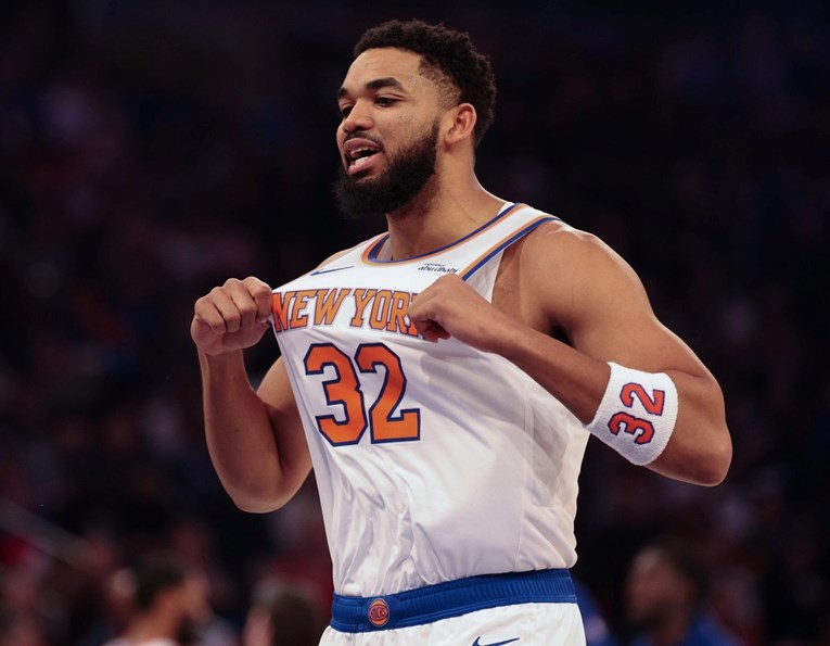 VIDEO Čudesan preokret Knicksa u božićnom spektaklu. Nadoknadili -17 i pobijedili