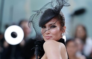 Jennifer Lopez: Smiješna mi je ideja da nema ničeg vrijednog u ženi starijoj od 30