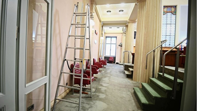 Nedavni slabi potres kod Sesveta dodatno oštetio zgradu sabora