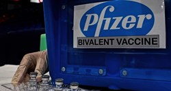 Smanjena potražnja za cjepivom protiv covida prepolovila Pfizerov prihod