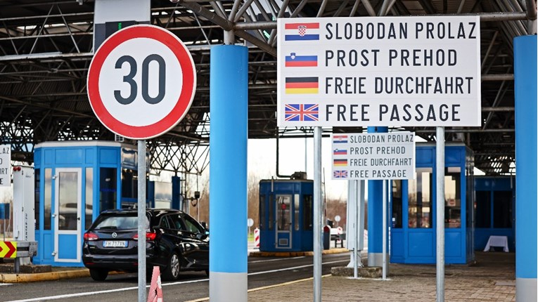 Slovenija: Ne razmišljamo o uvođenju kontrola na granici s Hrvatskom